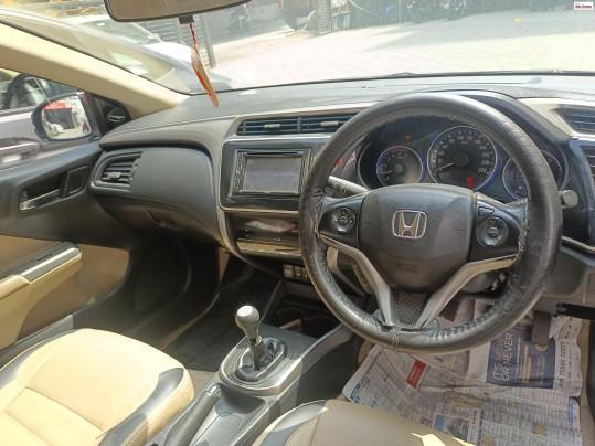 Honda City 1.5 V I-VTEC EXCLUSIVE 2015