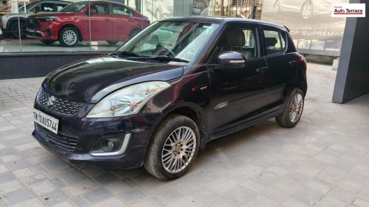 Maruti Suzuki Swift VXi 2015