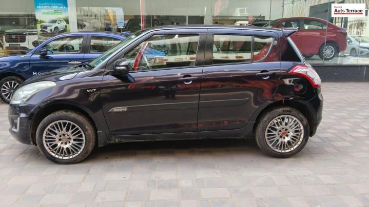 Maruti Suzuki Swift VXi 2015
