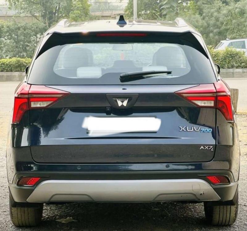 Mahindra XUV700 AX 7 Diesel AT Luxury Pack 7 STR 2022
