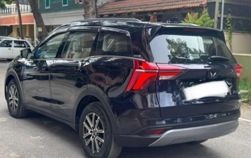 Mahindra XUV700 AX 7 Diesel AT Luxury Pack 7 STR 2022