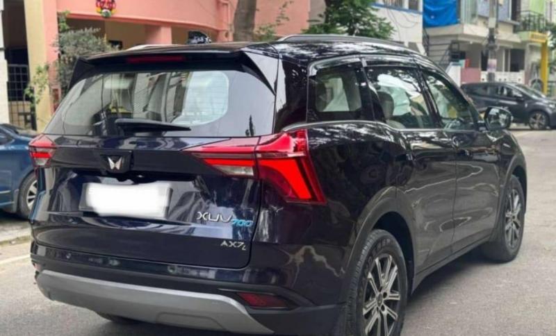 Mahindra XUV700 AX 7 Diesel AT Luxury Pack 7 STR 2022