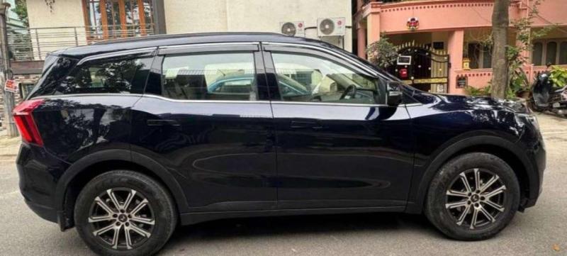 Mahindra XUV700 AX 7 Diesel AT Luxury Pack 7 STR 2022