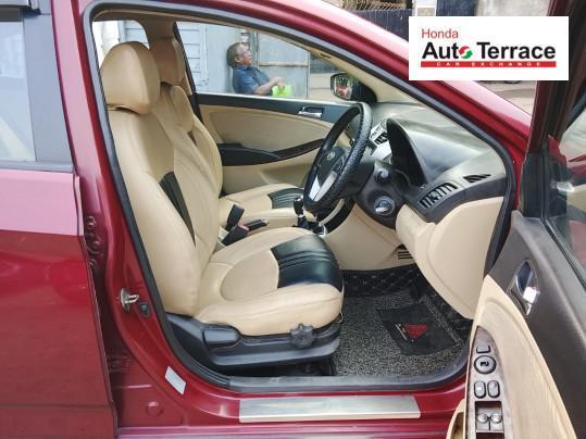 Hyundai Verna 1.6 VTVT SX 2013