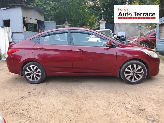 Hyundai Verna 1.6 VTVT SX 2013