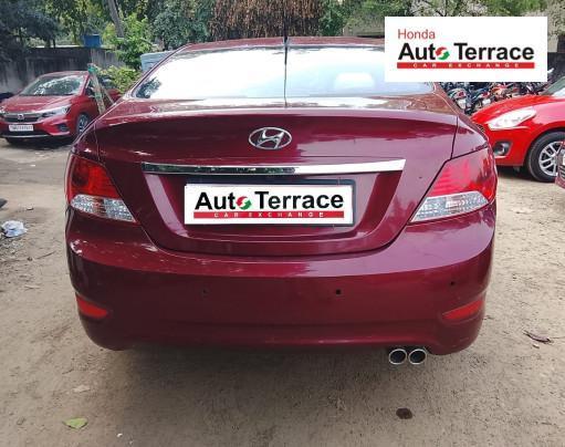 Hyundai Verna 1.6 VTVT SX 2013