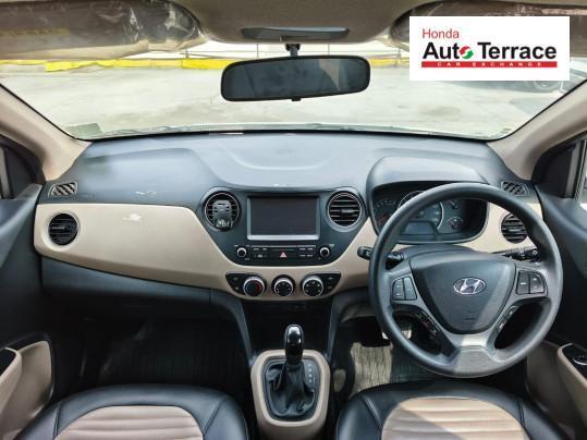 Hyundai Grand i10 1.2 Sportz (O) AT 2017