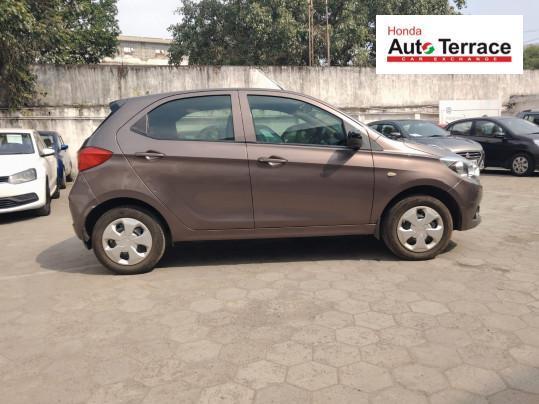 Tata Tiago Revotron XT 2017