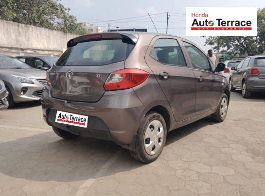 Tata Tiago Revotron XT 2017