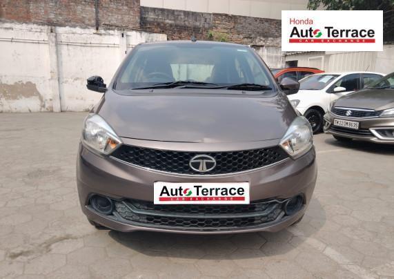 Tata Tiago Revotron XT 2017