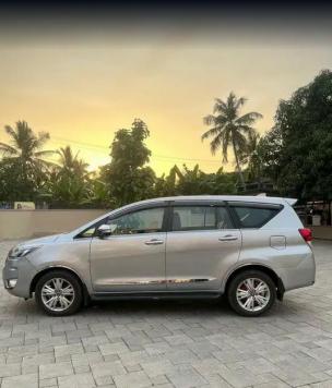 Toyota Innova Crysta 2.8 ZX AT 7 STR 2016