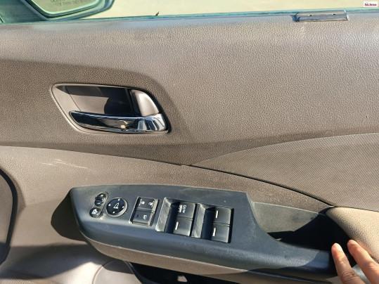 Honda CR-V 2.4L 4WD AT 2015