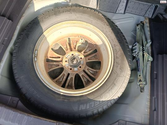 Honda CR-V 2.4L 4WD AT 2015