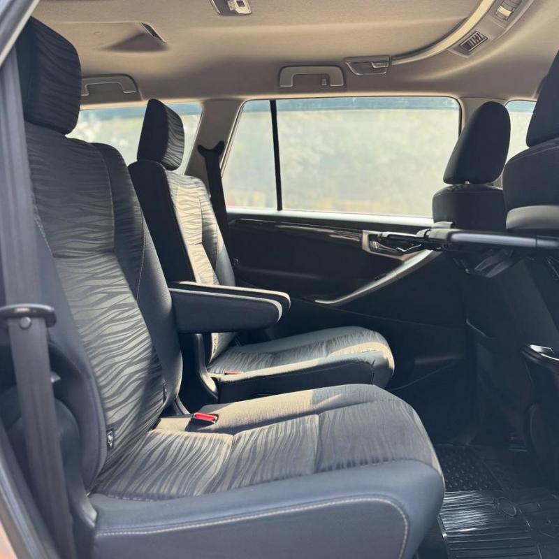 Toyota Innova Crysta 2.4 VX 7 STR 2018