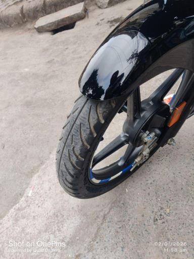 Hero Super Splendor Drum Black and Accent 2024