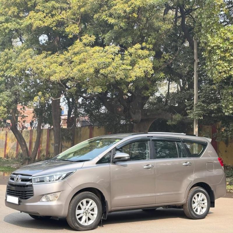 Toyota Innova Crysta 2.4 VX 7 STR 2018
