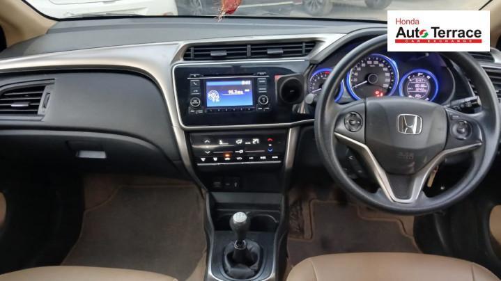 Honda City V i-VTEC 2014