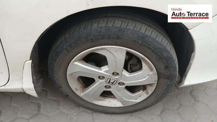 Honda City V i-VTEC 2014