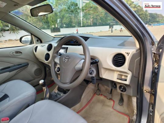 Toyota Etios G 2015