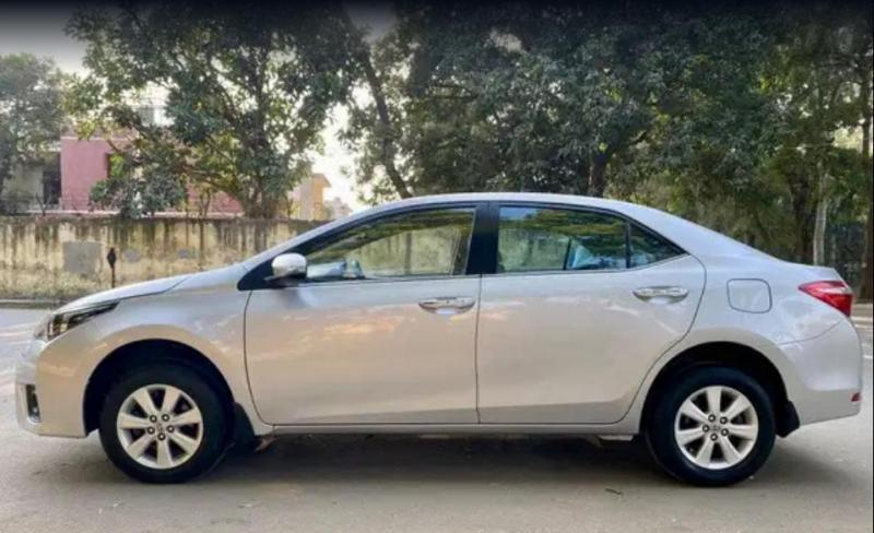 Toyota Corolla Altis 1.8 G AT 2016