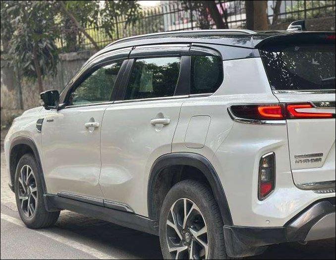 Toyota Urban Cruiser Hyryder V Hybrid 2024