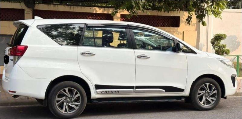 Toyota Innova Crysta 2.4 G 7 STR 2022