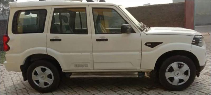 Mahindra Scorpio S5 2WD 2018