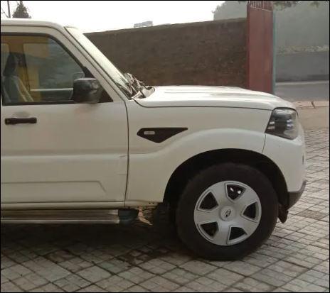 Mahindra Scorpio S5 2WD 2018
