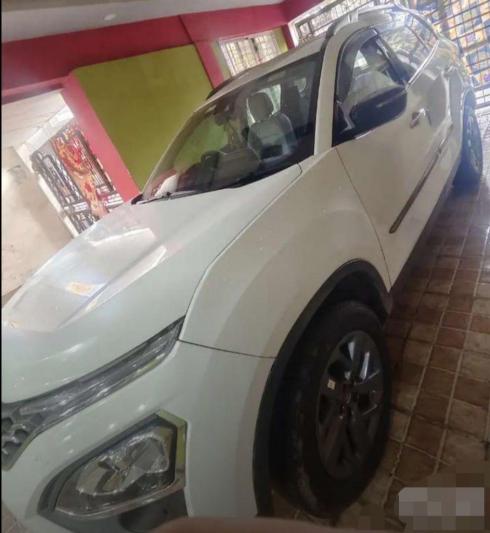 Tata Safari XT Diesel 2021