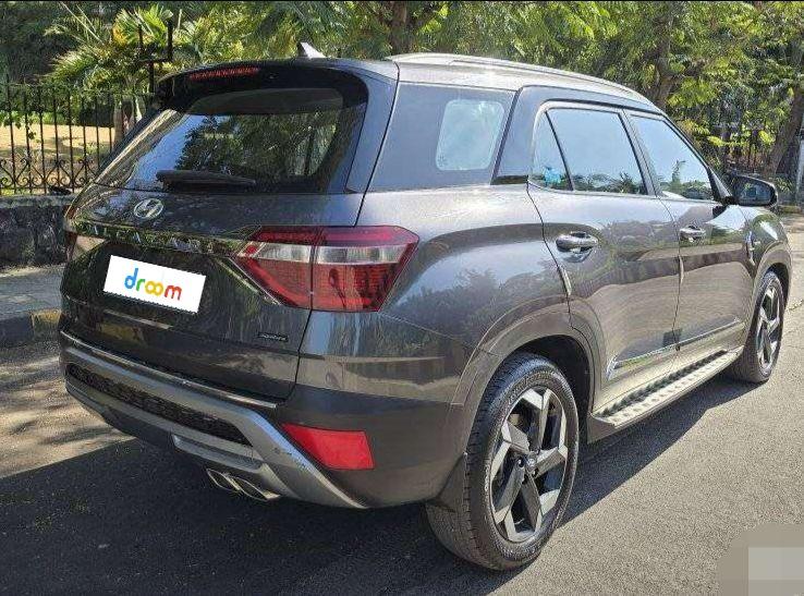 Hyundai Alcazar Signature (O) 6 STR 1.5 Diesel AT 2022