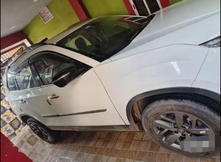 Tata Safari XT Diesel 2021