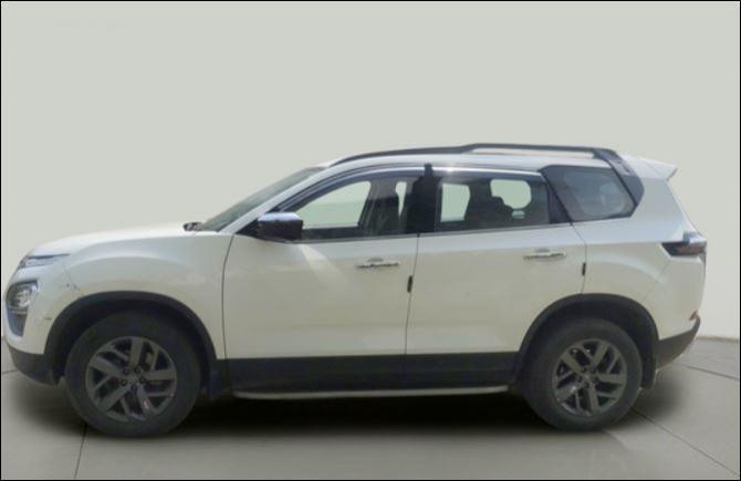 Tata Safari XT Plus Diesel 2023