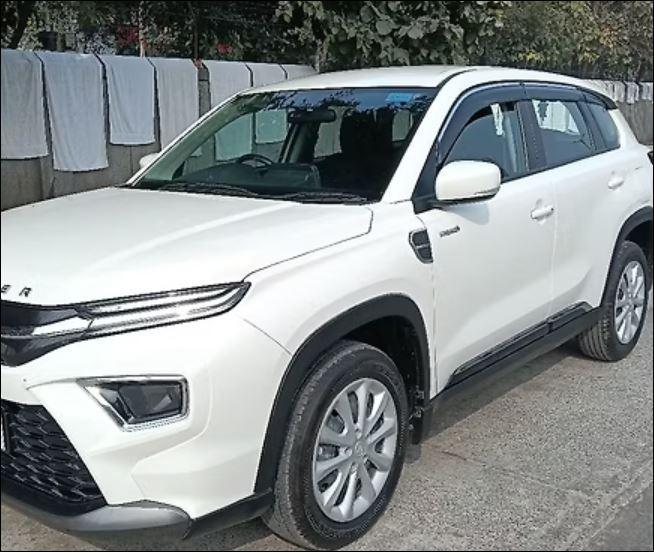 Toyota Urban Cruiser Hyryder S Hybrid 2024