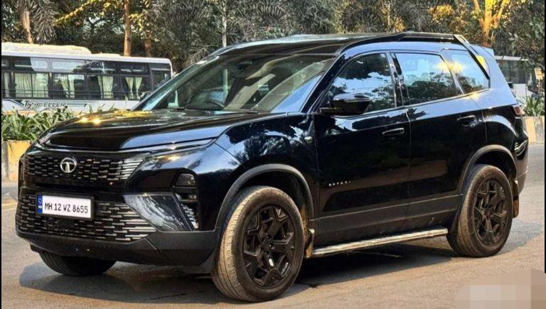 Tata Safari Adventure Plus Dark Edition AT 2024