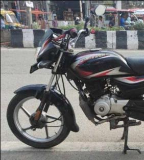 Bajaj Platina Alloy ES 100cc FI 2022