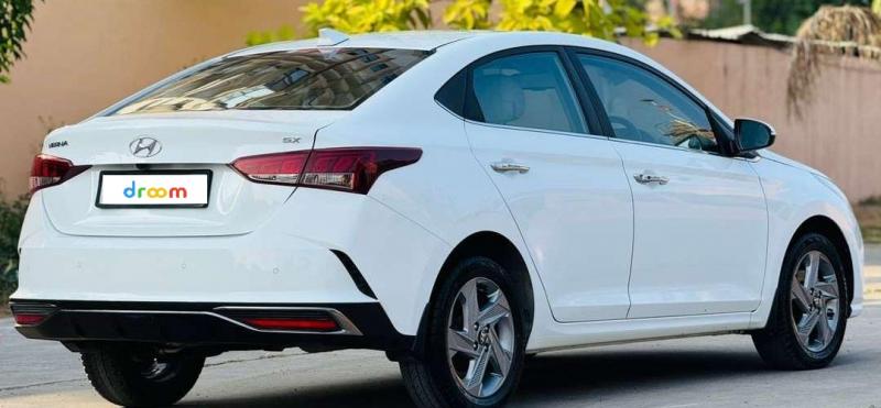 Hyundai Verna SX 1.5 CRDi AT 2022
