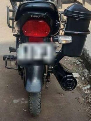 Hero Super Splendor Self Drum Alloy 125cc 2023