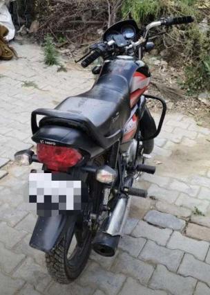 Hero HF Deluxe Self Alloy 100cc 2024