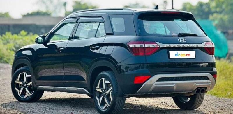 Hyundai Alcazar Prestige Exe (O) 7 STR 1.5 Diesel AT 2023