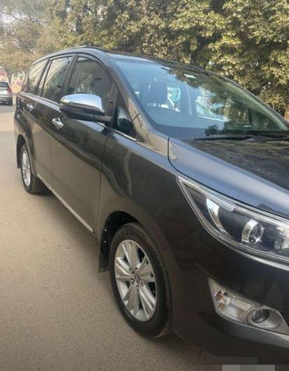 Toyota Innova Crysta 2.4 ZX 7 STR 2017