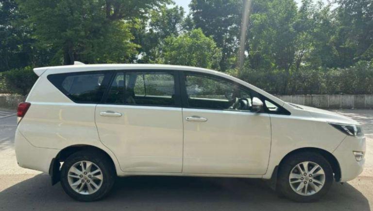 Toyota Innova Crysta 2.4 G 7 STR BS6 2021