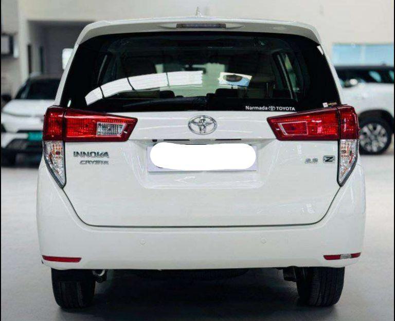 Toyota Innova Crysta 2.8 Z AT 7 STR 2018