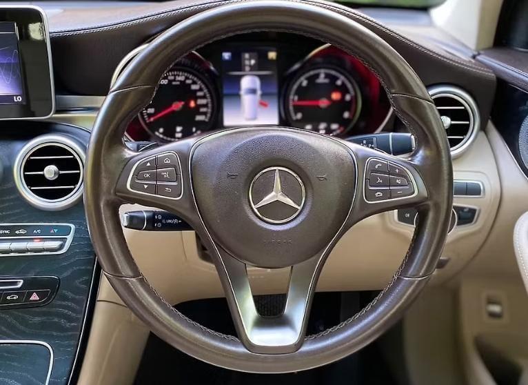 Mercedes-Benz GLC 220 D 4MATIC 2018