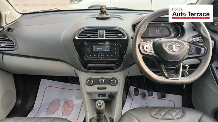 Tata Tiago Revotron XT 2022