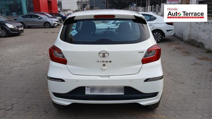 Tata Tiago Revotron XT 2022