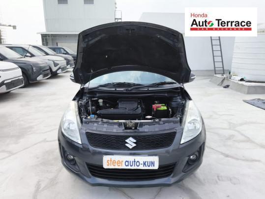 Maruti Suzuki Swift VXi (O) 2017
