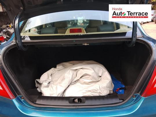 Maruti Suzuki Swift DZire VXi 2013