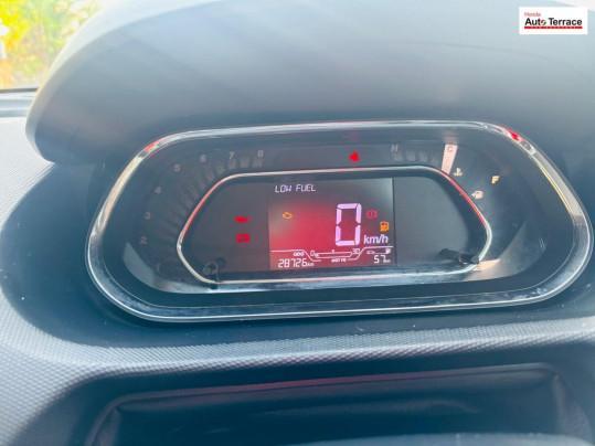 Tata Tiago Revotron XZ 2020