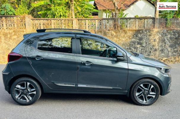 Tata Tiago Revotron XZ 2020