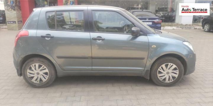Maruti Suzuki Swift VXi 2011